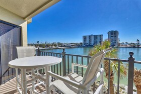 Land's End Building 5