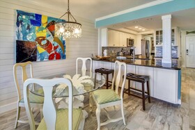 Land's End Building 8