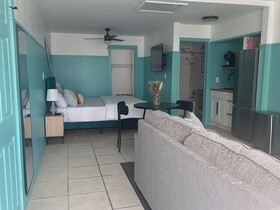 Oasis Palms Resort
