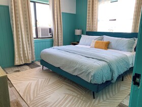 Oasis Palms Resort
