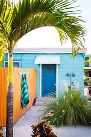 Sunset Inn & Cottages