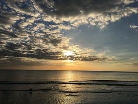 Sunset Inn & Cottages