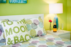 Sunset Inn & Cottages