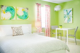 Sunset Inn & Cottages