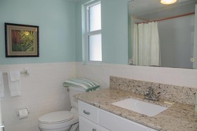 Twins Inn & Apartments