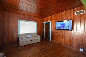 Twins Inn & Apartments