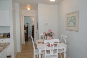 Twins Inn & Apartments