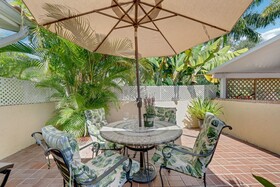 Banyan House Vacation Rentals