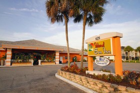 Island Sun Inn