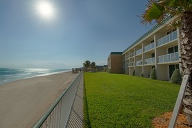 Holiday Inn Hotel & Suites Vero Beach-Oceanside