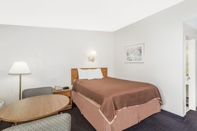 Howard Johnson by Wyndham Vero Beach / Downtown