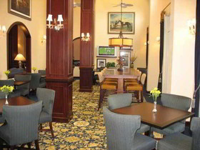 Hampton Inn & Suites Wellington