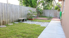 Red Deck Manors