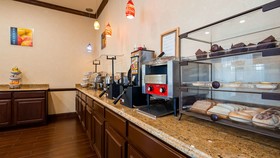 Best Western Plus First Coast Inn & Suites