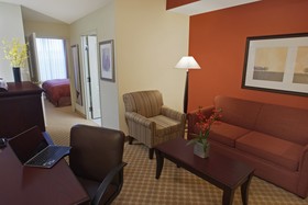 Best Western Plus First Coast Inn & Suites