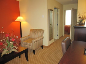 Best Western Plus First Coast Inn & Suites
