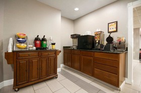 Days Inn by Wyndham Acworth