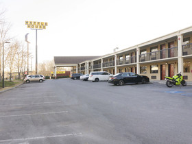 Days Inn by Wyndham Adairsville