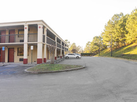 Days Inn by Wyndham Adairsville