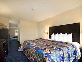 Days Inn by Wyndham Alma