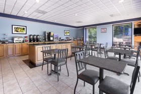 Wingate By Wyndham Athens Near Downtown