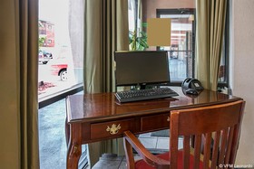 Econo Lodge Downtown