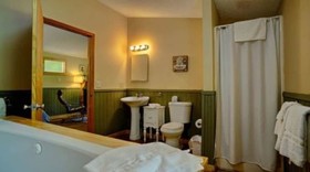 Paradise Cabins, Resort & Spa