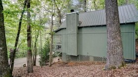 Paradise Cabins, Resort & Spa