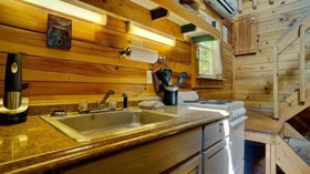 Paradise Cabins, Resort & Spa