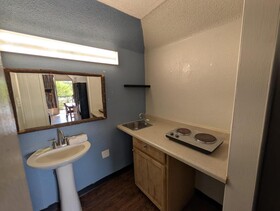 OYO Hotel Catersville GA