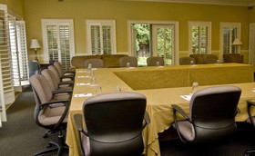 Glen-Ella Springs Inn & Restaurant