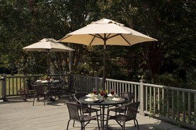 Glen-Ella Springs Inn & Restaurant