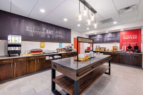 Hampton Inn Columbus Downtown