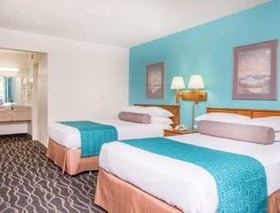 Howard Johnson by Wyndham Commerce GA