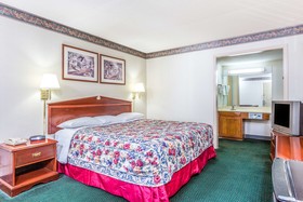 Days Inn by Wyndham Cornelia