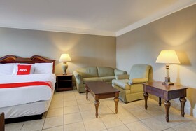 OYO Hotel Douglas GA US-441
