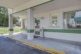 OYO Hotel Douglas GA US-441