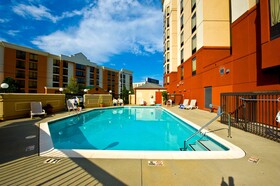 Hampton Inn & Suites Atlanta Airport North I85