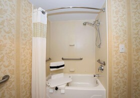 Hampton Inn & Suites Atlanta Airport North I85