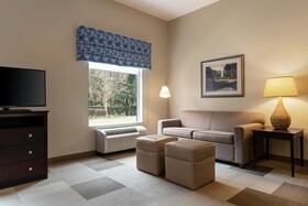 Hampton Inn & Suites Atlanta Airport West/Camp Creek Pkwy