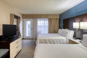 Holiday Inn & Suites Atlanta Airport-North