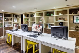 Holiday Inn & Suites Atlanta Airport-North