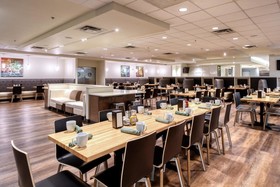 Holiday Inn & Suites Atlanta Airport-North