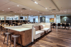 Holiday Inn & Suites Atlanta Airport-North
