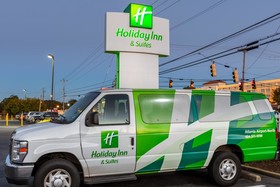 Holiday Inn & Suites Atlanta Airport-North