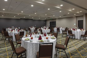 Holiday Inn & Suites Atlanta Airport-North