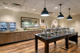 Holiday Inn & Suites Atlanta Airport-North