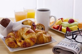 Holiday Inn & Suites Atlanta Airport-North