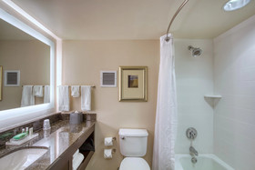 Holiday Inn & Suites Atlanta Airport-North