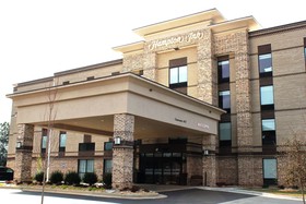 Hampton Inn Forsyth